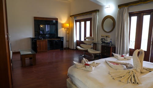 Suite estudio Royal, 1 cama doble, vistas a la piscina, junto a la piscina
