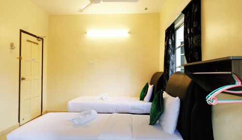Habitación estándar con 2 camas individuales