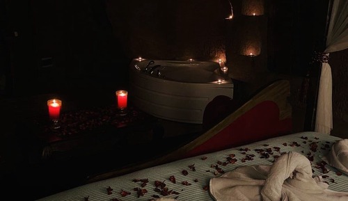 Suite estudio Grand, 1 cama de matrimonio grande, bañera de hidromasaje