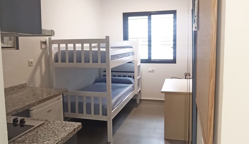 Habitación económica con 2 camas individuales