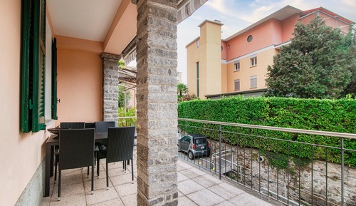 Casa Deluxe
