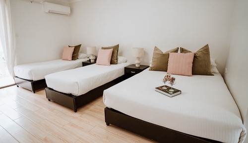 Habitación con 2 camas individuales