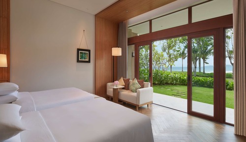 Suite, 2 camas individuales, vistas al mar, en la zona del patio