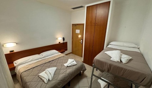 Habitación triple clásica