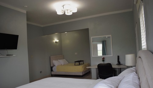 Fully Furnished Luxury Apartments