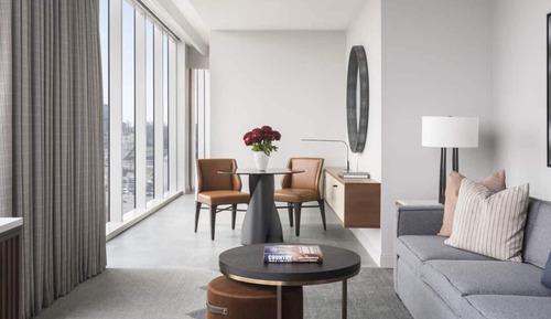 Premier One Bedroom Suite King