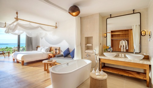 Seaview Deluxe with King Bed