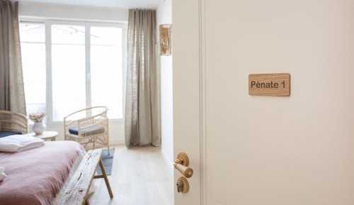 Suite de diseño, baño privado (penate1)