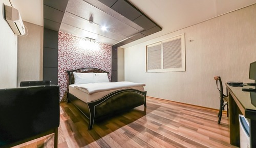 Room (Building A Standard Room)