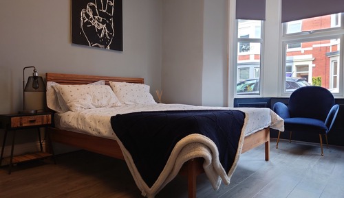 Deluxe Apartment, Private Bathroom
