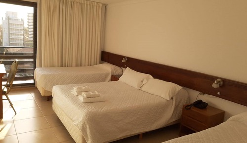 Habitación cuádruple estándar