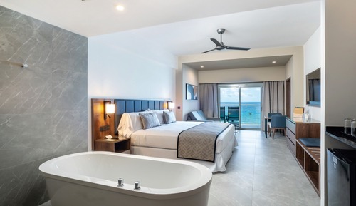 Suite junior, vistas al mar (B2C-CA)