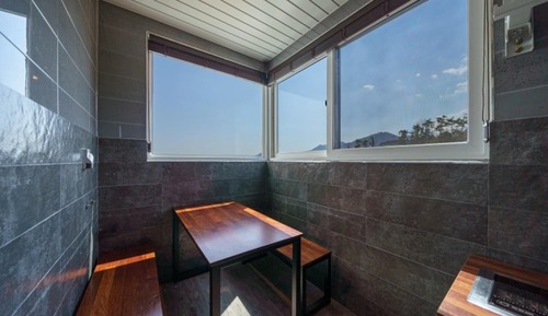 Room (Room 302 (Private BBQ Ocean View))