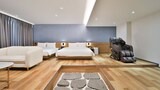 Grand Twin Room
