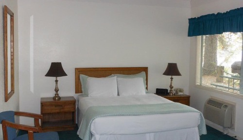 Habitación tradicional, 1 cama de matrimonio con sofá cama