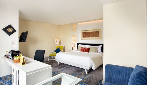 Deluxe Premier Room