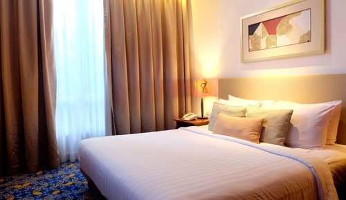 Suite (Gajah Mada)