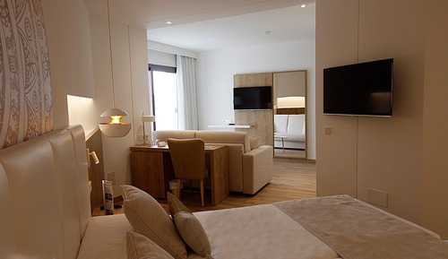 Suite Premium, bañera de hidromasaje (1)