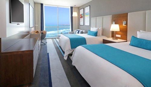 Habitación clásica, 2 camas de matrimonio, vistas al mar (High Floor)