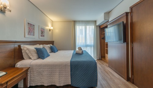 Habitación Deluxe con 1 cama doble o 2 individuales, accesible para personas con discapacidad