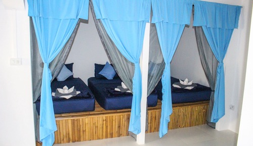 Habitación familiar, varias camas