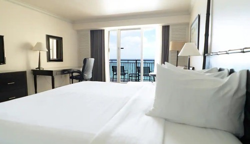 Estudio de lujo, 1 cama de matrimonio grande, cocina básica, vistas al mar