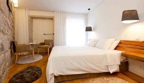 Habitación superior con 1 cama doble o 2 individuales
