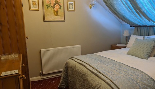Habitación económica, baño privado