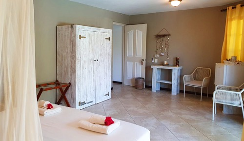 Habitación doble superior, baño privado, vistas a la piscina