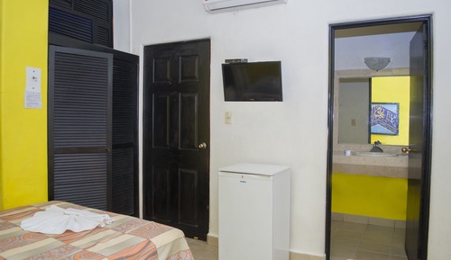 Standard Triple Room 