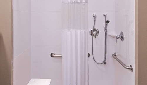 Habitación, 1 cama de matrimonio grande, no fumadores (Mobility,Hearing,Tub w/Grab Bars)