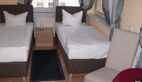 Habitación con 2 camas individuales