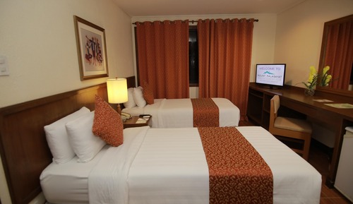 Habitación (Narra Regular)