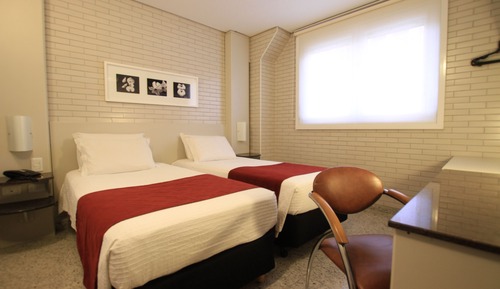 Habitación estándar con 2 camas individuales