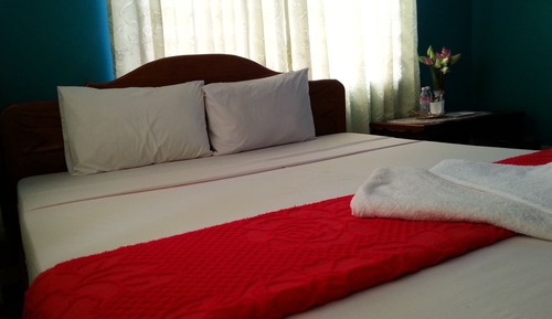 Habitación doble superior, 1 cama doble, balcón, vistas a la ciudad