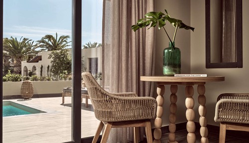 Evergreen Absolute Suite with Pool