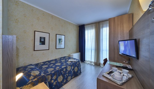 Habitación individual, vistas a la ciudad