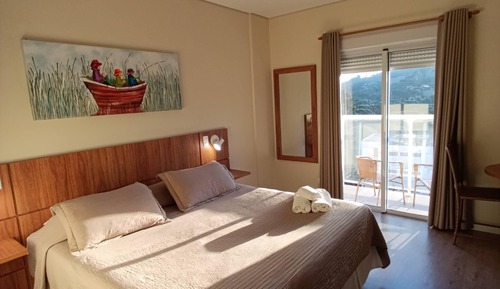 Habitación Deluxe doble, 1 cama de matrimonio, balcón, vistas a la montaña