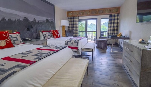 Habitación Deluxe, 2 camas de matrimonio, balcón, vistas al lago
