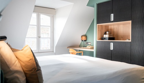 Habitación superior con 1 cama doble o 2 individuales