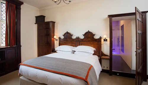 Splendid Historic Suite