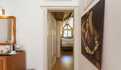 Executive Suite Room with Balcony and Forest View