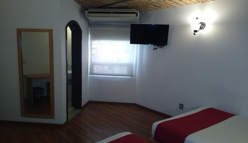 Habitación cuádruple estándar