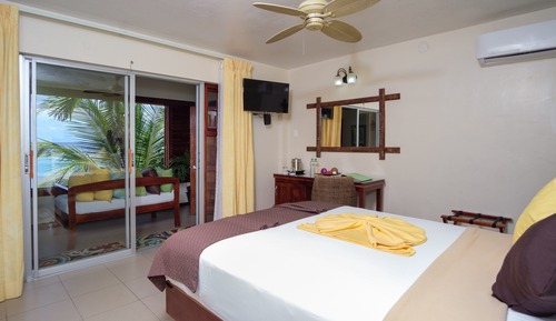 Junior Deluxe Suite (Ocean View)