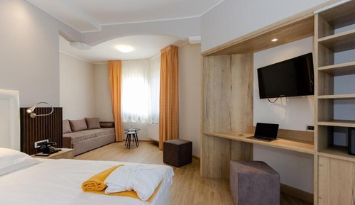 Suite junior, balcón