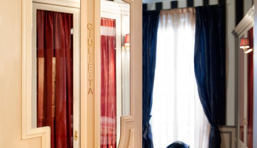 Habitación básica con 1 cama doble o 2 individuales