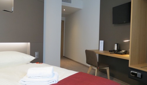 Habitación triple, 2 habitaciones