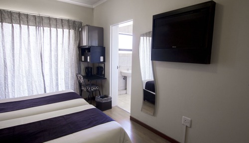Twin en-suite room