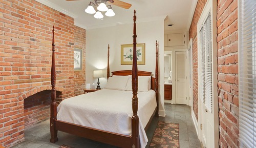 Suite ejecutiva, 1 cama de matrimonio grande, no fumadores, planta baja
