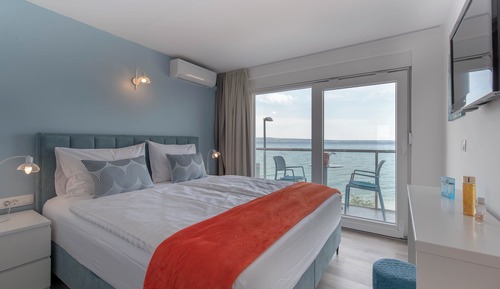 Apartamento panorámico, 1 cama de matrimonio grande con sofá cama, 2 baños, vistas al mar